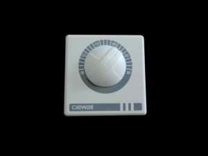 Терморегулятор CEWAL RQ01