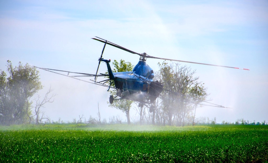 Гербицидная авиахимобработка пшеницы ячменя дельтапланом вертолетом самолетом